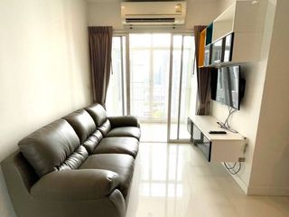 For rent 2 bedrooms condo in Phra Khanong, Bangkok