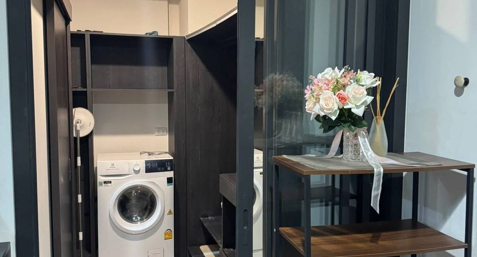 Condo en alquiler de 1 habitaciones en Huai Khwang, Bangkok