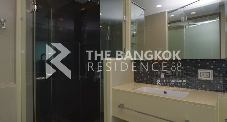 For sale 2 bedrooms condo in Sathon, Bangkok