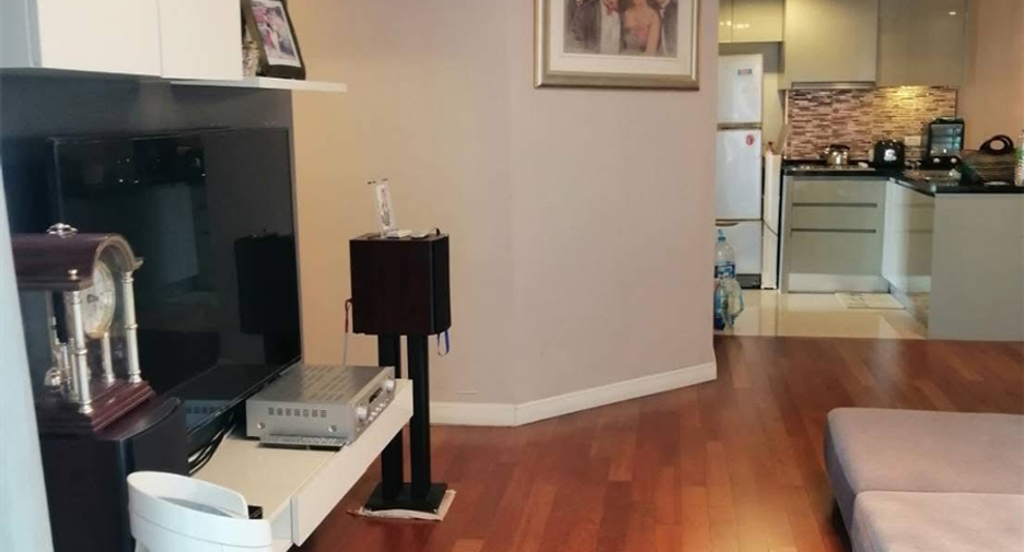 À vendre 2 chambres condo à Huai Khwang, Bangkok