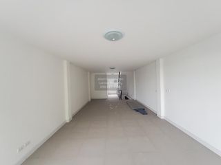 Gewerbefläche zum Kauf mit 2 Zimmer in Si Racha, Chonburi