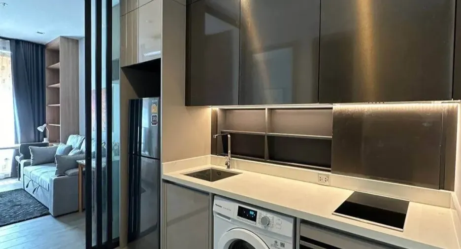 Wohnung zur Miete mit 1 Zimmer in Pathum Wan, Bangkok