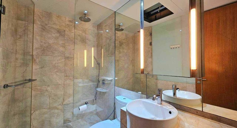 For rent 2 bedrooms condo in Sathon, Bangkok