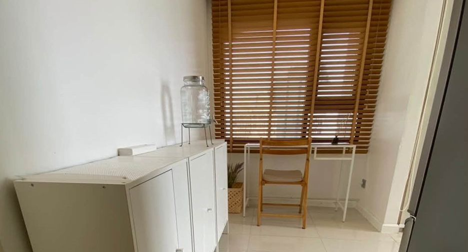 For rent and for sale 2 bedrooms condo in Sathon, Bangkok