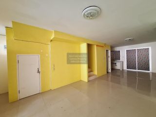 Продажа 2 спальни таунхаус в Si Racha, Чонбури