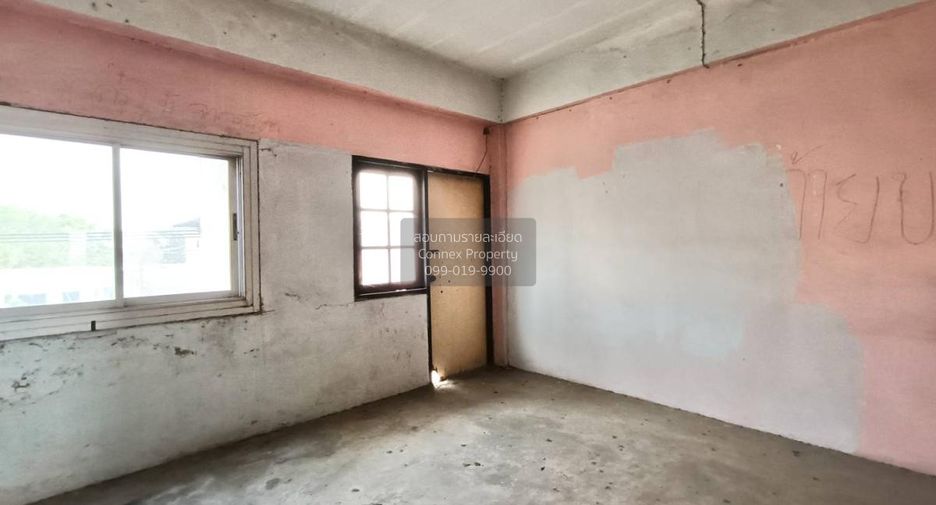 À vendre 2 chambres local commercial à Mueang Pathum Thani, Pathum Thani
