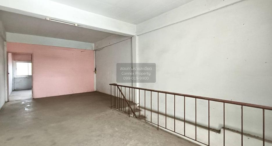 À vendre 2 chambres local commercial à Mueang Pathum Thani, Pathum Thani