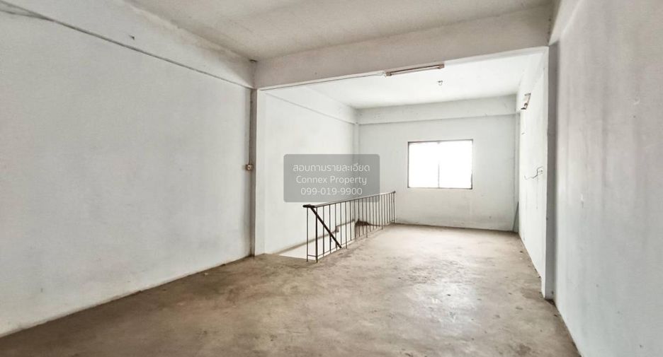À vendre 2 chambres local commercial à Mueang Pathum Thani, Pathum Thani