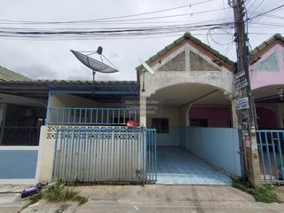 出售 2 卧室 联排别墅 在 Si Racha, Chon Buri