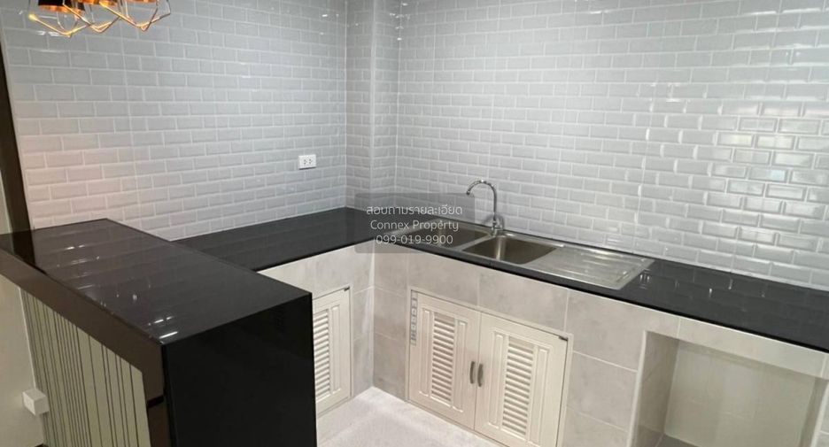 Продажа 3 спальни таунхаус в Khlong Luang, Патумтани