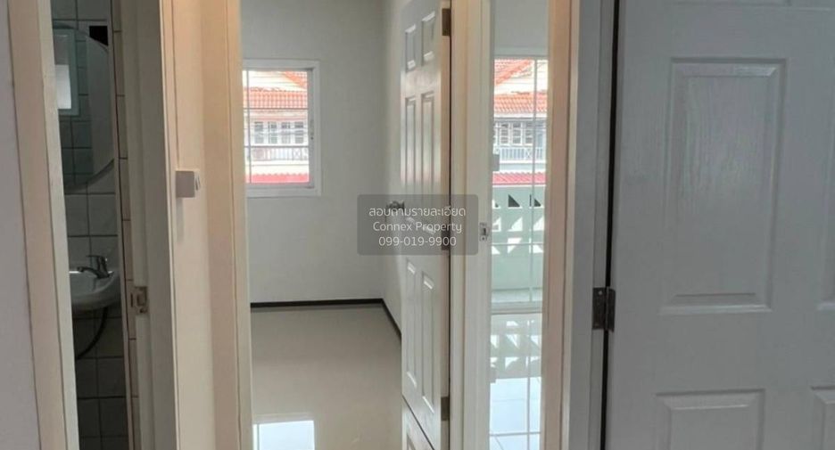 Продажа 3 спальни таунхаус в Khlong Luang, Патумтани