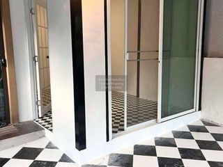Продажа 3 спальни таунхаус в Khlong Luang, Патумтани