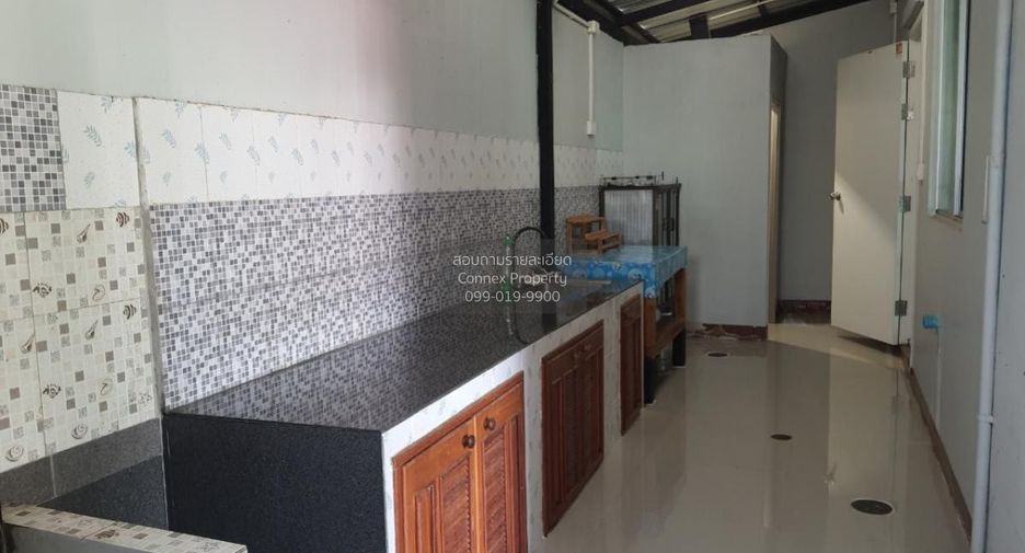 Casa adosada en venta de 3 habitaciones en Khlong Luang, Pathum Thani
