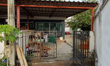 Продажа 2 спальни таунхаус в Si Racha, Чонбури