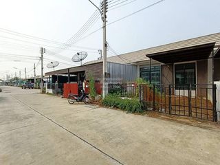 Продажа 2 спальни таунхаус в Si Racha, Чонбури