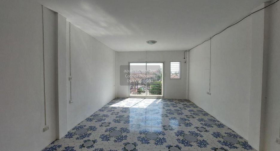Продажа 3 спальни торговое помещение в Phan Thong, Чонбури