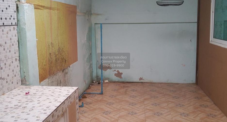 Продажа 3 спальни таунхаус в Si Racha, Чонбури