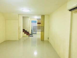 Продажа 2 спальни таунхаус в Si Racha, Чонбури