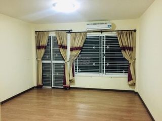 Продажа 2 спальни таунхаус в Si Racha, Чонбури
