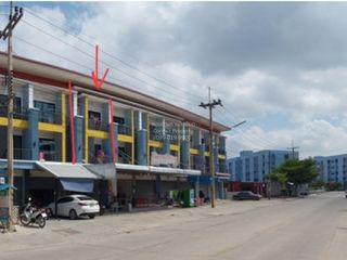 Продажа 2 спальни торговое помещение в Si Racha, Чонбури