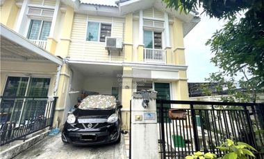 For sale 3 bedrooms townhouse in Bang Khun Thian, Bangkok
