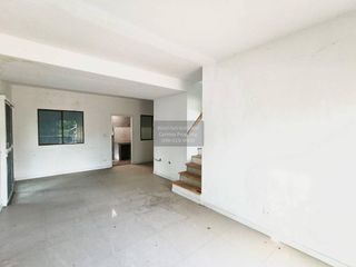 Продажа 3 спальни таунхаус в Khlong Luang, Патумтани