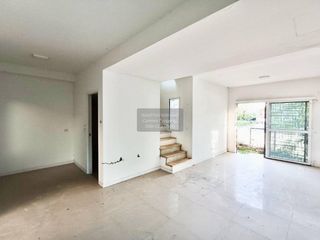 Продажа 3 спальни таунхаус в Khlong Luang, Патумтани