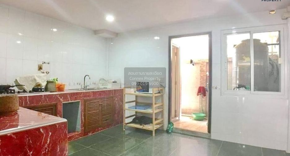 Продажа 3 спальни торговое помещение в Sam Phran, Накхонпатхом