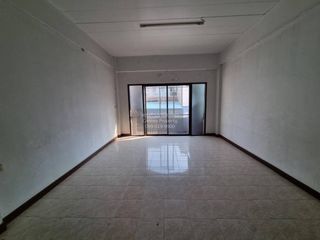 Продажа 2 спальни торговое помещение в Khlong Luang, Патумтани
