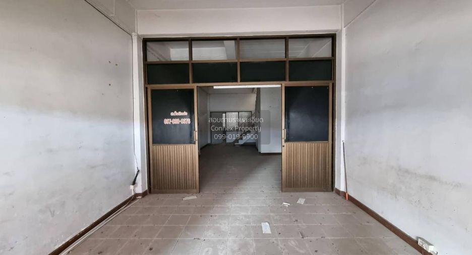 Local comercial en venta de 2 habitaciones en Khlong Luang, Pathum Thani