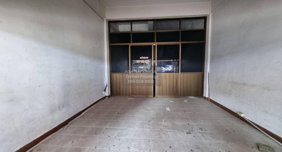 Local comercial en venta de 2 habitaciones en Khlong Luang, Pathum Thani