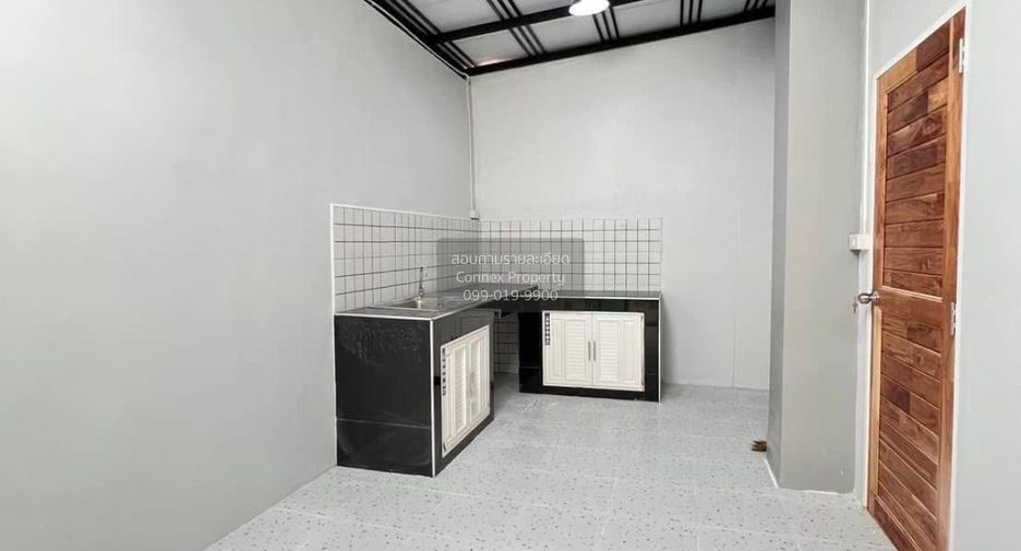 Продажа 3 спальни таунхаус в Bang Kruai, Нонтабури