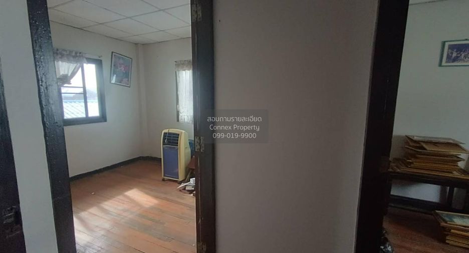 Продажа 3 спальни дом в Uthumphon Phisai, Sisaket