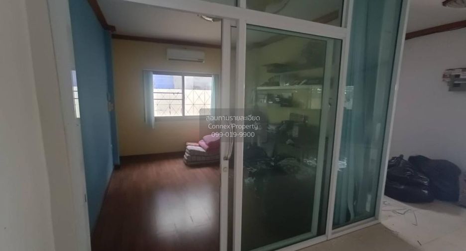 Продажа 3 спальни дом в Uthumphon Phisai, Sisaket
