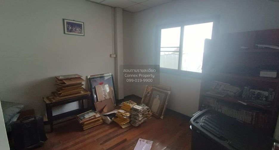 Продажа 3 спальни дом в Uthumphon Phisai, Sisaket