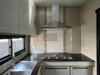 Продажа 3 спальни дом в Пращет, Бангкок