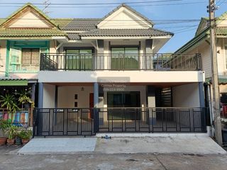 Продажа 3 спальни таунхаус в Khlong Luang, Патумтани