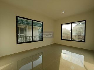 Продажа 3 спальни таунхаус в Khlong Luang, Патумтани