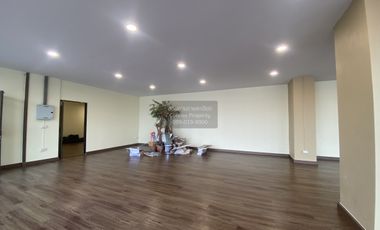 For sale 1 bed condo in Bang Phlat, Bangkok
