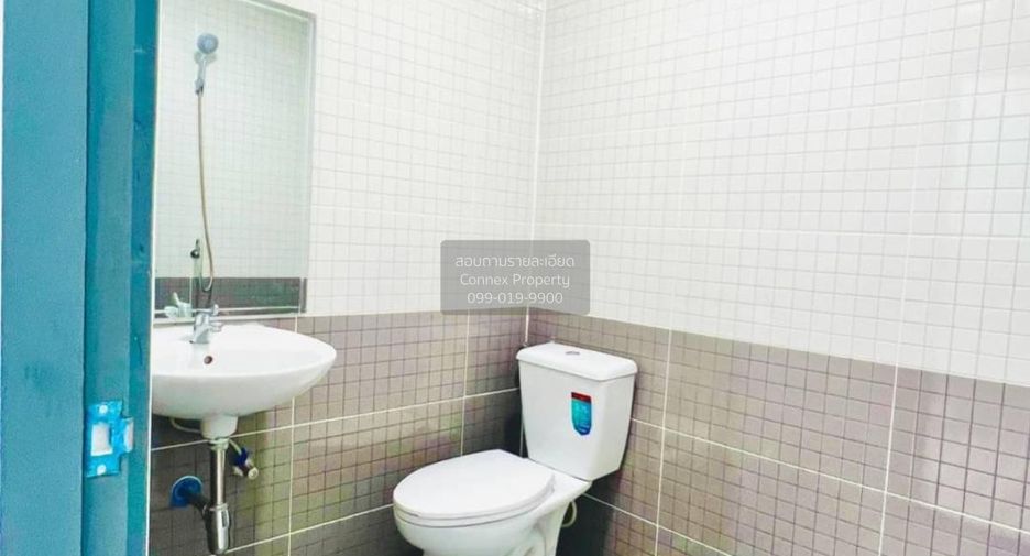 For sale 2 bedrooms townhouse in Bang Bua Thong, Nonthaburi