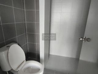 Продажа 1 кровать кондо в Khlong Luang, Патумтани