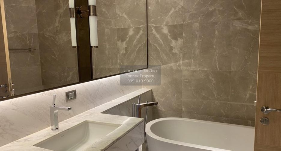 For sale 3 bedrooms condo in Pathum Wan, Bangkok