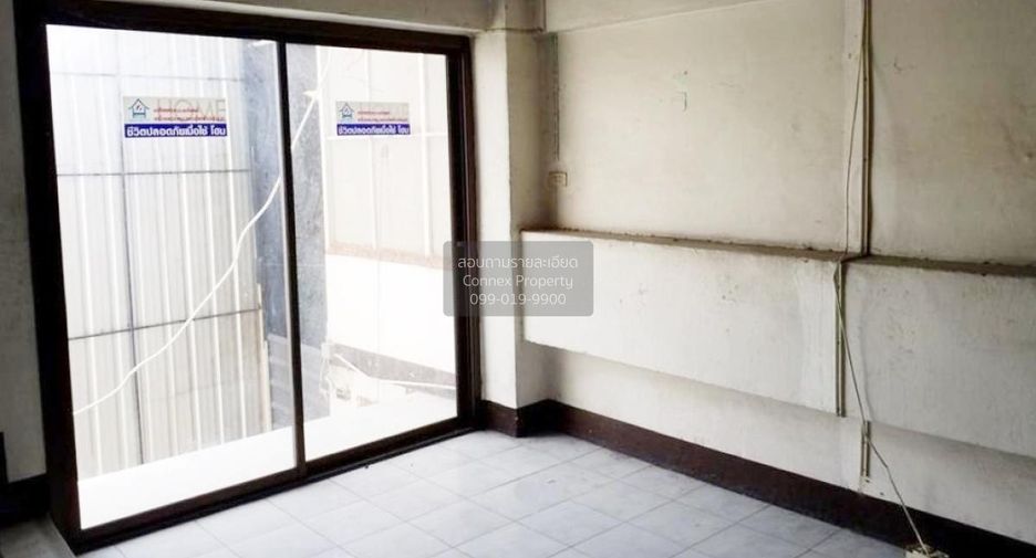 Local comercial en venta de 8 habitaciones en Khlong Luang, Pathum Thani