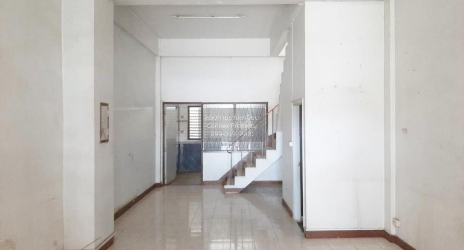 Продажа 2 спальни торговое помещение в Khlong Luang, Патумтани