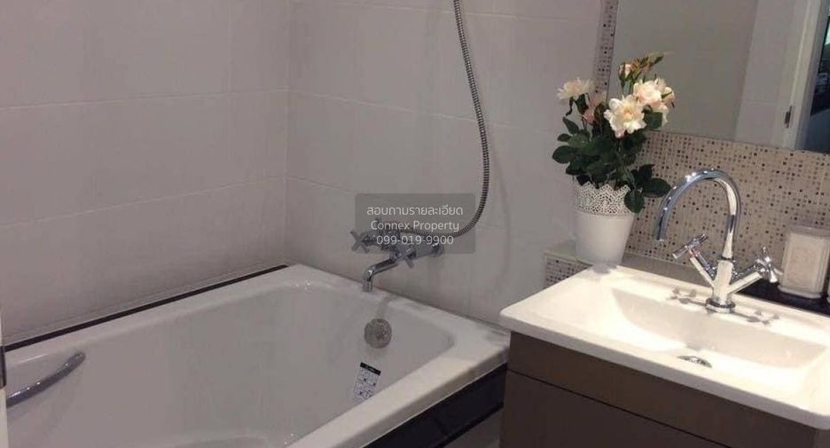 For sale 2 bedrooms condo in Phra Khanong, Bangkok