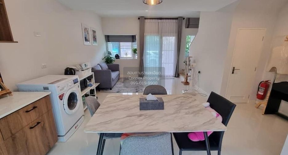 Casa adosada en venta de 2 habitaciones en Khlong Luang, Pathum Thani