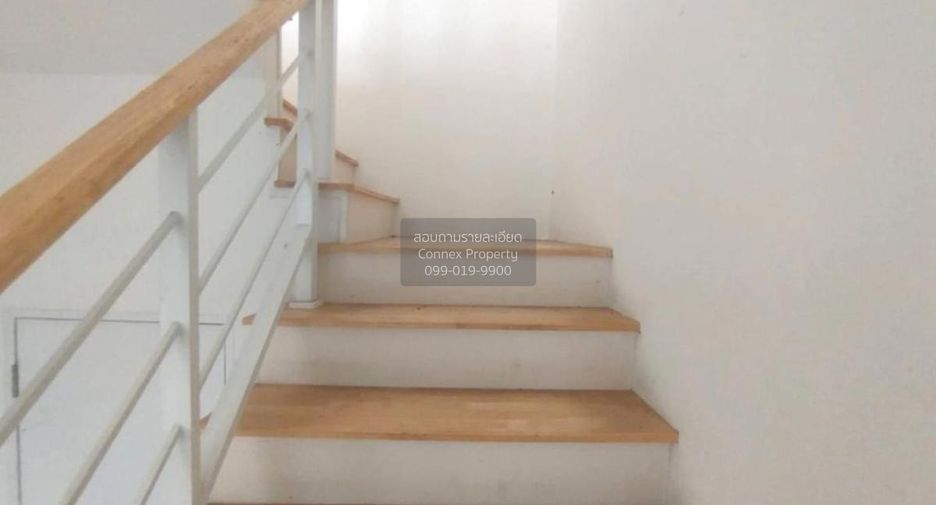 Продажа 3 спальни таунхаус в Khlong Luang, Патумтани