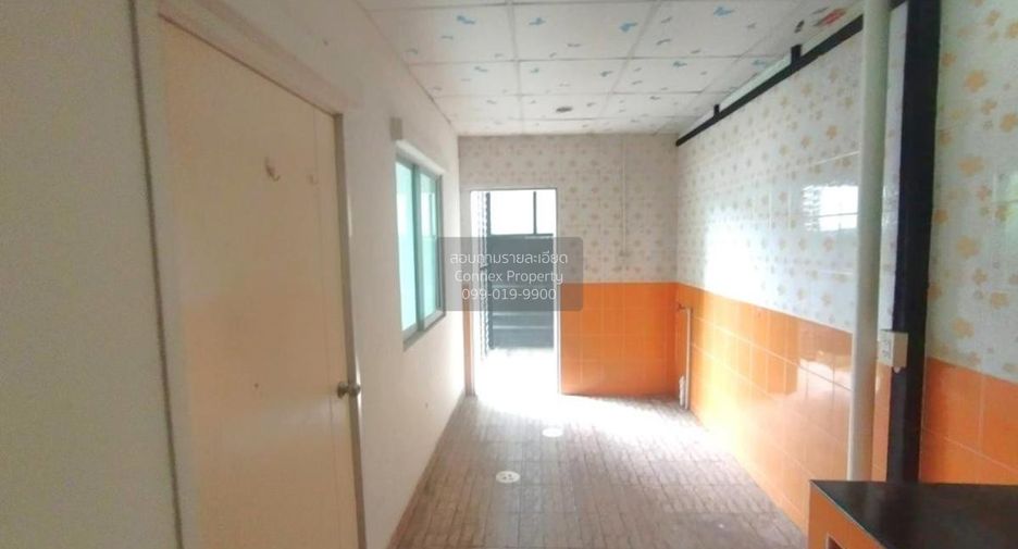 Продажа 3 спальни таунхаус в Khlong Luang, Патумтани