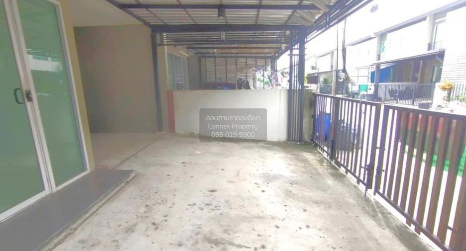 Продажа 3 спальни таунхаус в Khlong Luang, Патумтани