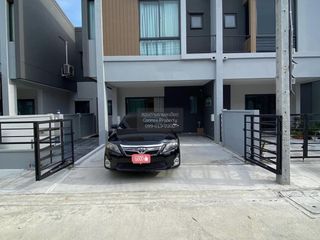 Продажа 3 спальни таунхаус в Bang Phli, Самутпракан